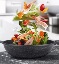 Cheffinger Wokpan Met Deksel - 32cm - Zwart - Pan - Keukenaccessoires 18 Cheffinger Wokpan Met Deksel - 32cm - Zwart - Pan - Keukenaccessoires -Kookgerei Korting Winkel 1111x1200 2