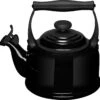 Le Creuset Tradition Fluitketel - 2.1 L - Ebbenzwart 2 Le Creuset Tradition Fluitketel - 2.1 L - Ebbenzwart -Kookgerei Korting Winkel 1200x1179 1