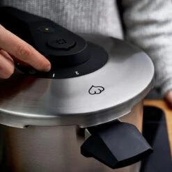 Springlane Roestvrijstalen Snelkookpan - Inductie - Pressure Cooker - 6,0 L Met Stoommand 17 Springlane Roestvrijstalen Snelkookpan - Inductie - Pressure Cooker - 6,0 L Met Stoommand -Kookgerei Korting Winkel 1200x1200 1437