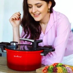 Rosmarino - Snelkookpan Met Glazen Deksel - Zwart - Ø24cm - 5 Liter - 100% PFAS & PFOA Vrij - Aluminium - Pressure Cooker - Non-stick Minerale Coating - Ergonomische Handgrepen - Geschikt Voor Alle Warmtebronnen 25 Rosmarino - Snelkookpan Met Glazen Deksel - Zwart - Ø24cm - 5 Liter - 100% PFAS & PFOA Vrij - Aluminium - Pressure Cooker - Non-stick Minerale Coating - Ergonomische Handgrepen - Geschikt Voor Alle Warmtebronnen -Kookgerei Korting Winkel 1200x1200 1445