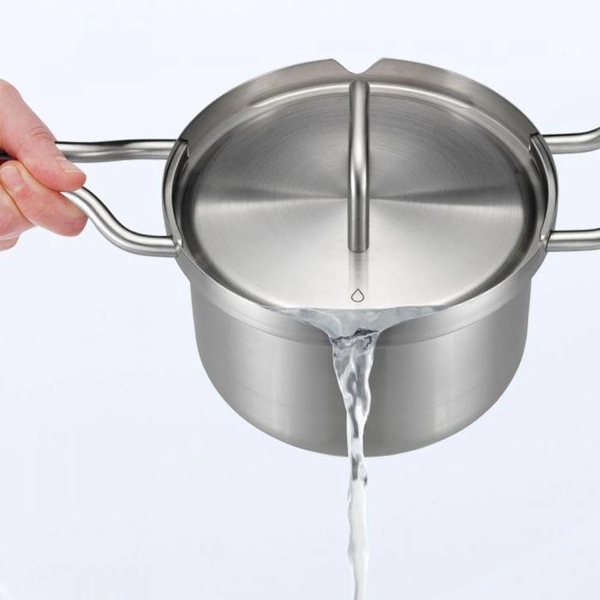 BK Q-linair Master RVS Pannenset - 5-delig - Veilig Afgietsysteem 5 BK Q-linair Master RVS Pannenset - 5-delig - Veilig Afgietsysteem - Afbeelding 3