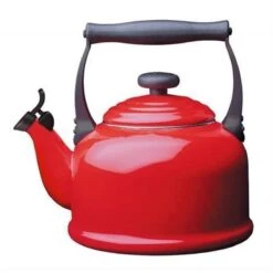 Le Creuset Tradition Fluitketel - 2.1 L - Kersenrood 8 Le Creuset Tradition Fluitketel - 2.1 L - Kersenrood -Kookgerei Korting Winkel 1200x1200 1561