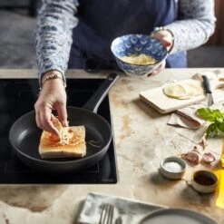 Demeyere Alu Classico 3 Koekenpan - Duraslide - Set 24 Cm + 28 Cm 13 Demeyere Alu Classico 3 Koekenpan - Duraslide - Set 24 Cm + 28 Cm -Kookgerei Korting Winkel 1200x1200 472