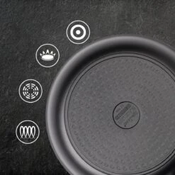 Rosmarino Black Line - Wokpan - Ø30cm - 100% PFAS & PFOA Vrij - Gegoten Aluminium - Non-stick Minerale Coating - Ergonomische Handgreep - Geschikt Voor Alle Warmtebronnen & Vaatwasser 25 Rosmarino Black Line - Wokpan - Ø30cm - 100% PFAS & PFOA Vrij - Gegoten Aluminium - Non-stick Minerale Coating - Ergonomische Handgreep - Geschikt Voor Alle Warmtebronnen & Vaatwasser -Kookgerei Korting Winkel 1200x1200 653