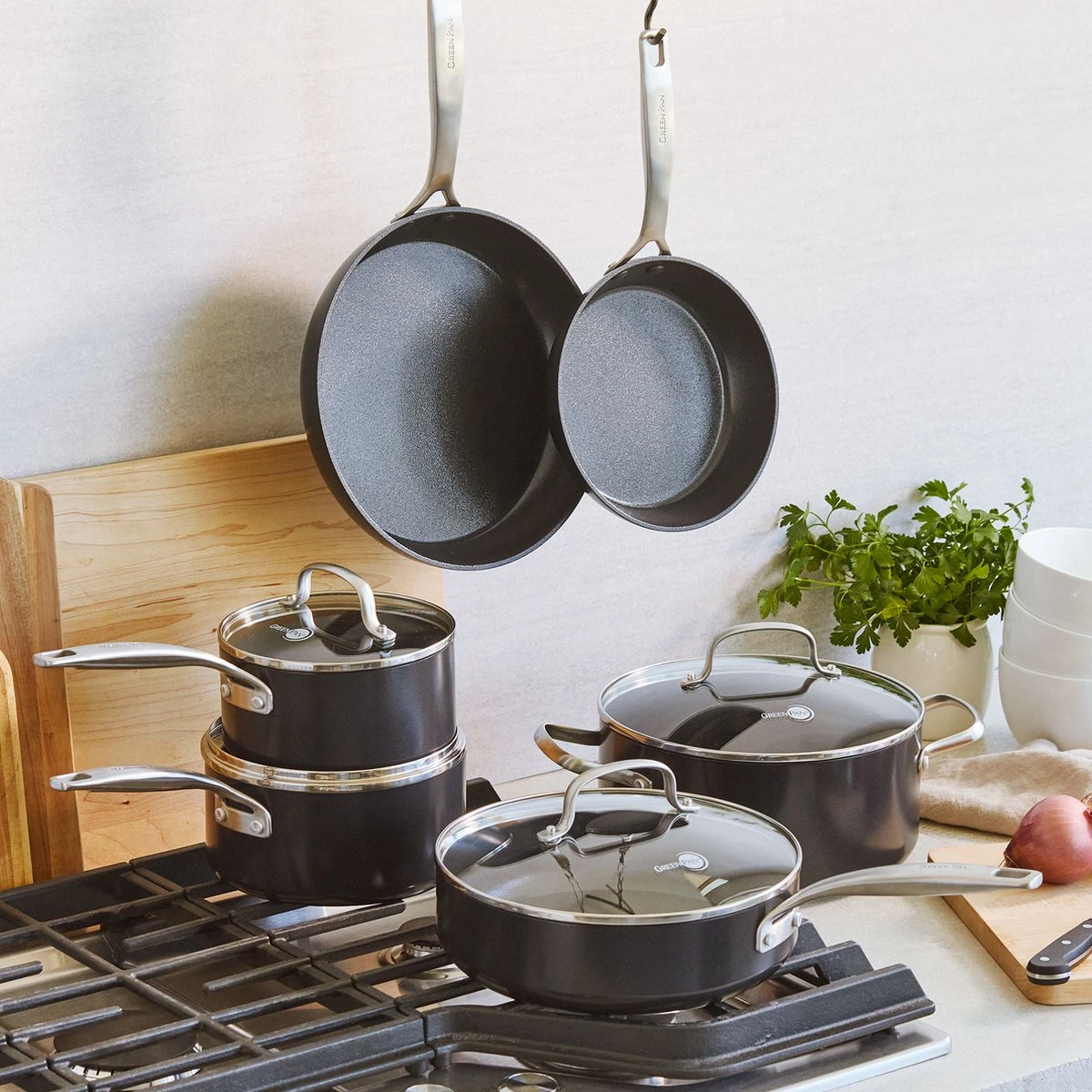 GreenPan Copenhagen Stoofpan Met Deksel En Extra Handvat 28cm/4.3L 13 GreenPan Copenhagen Stoofpan Met Deksel En Extra Handvat 28cm/4.3L - Afbeelding 11