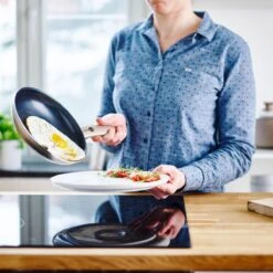 GreenPan Cambridge Koekenpan 20cm - Brons - Inductie - PFAS-vrij 25 GreenPan Cambridge Koekenpan 20cm - Brons - Inductie - PFAS-vrij -Kookgerei Korting Winkel 1200x1200 838