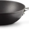 Le Creuset Wokpan - Met Steel - Les Forgées TNS - ø 26 Cm / 3.4 Liter - Standaard Anti-aanbaklaag 2 Le Creuset Wokpan - Met Steel - Les Forgées TNS - ø 26 Cm / 3.4 Liter - Standaard Anti-aanbaklaag -Kookgerei Korting Winkel 1200x372