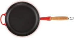 Le Creuset Koekenpan Signature Kersenrood - ø 28 Cm / 2.6 Liter - Geëmailleerde Anti-aanbaklaag 11 Le Creuset Koekenpan Signature Kersenrood - ø 28 Cm / 2.6 Liter - Geëmailleerde Anti-aanbaklaag -Kookgerei Korting Winkel 1200x616