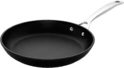Le Creuset Koekenpan Les Forgées TNS - ø 22 Cm - Standaard Anti-aanbaklaag 20 Le Creuset Koekenpan Les Forgées TNS - ø 22 Cm - Standaard Anti-aanbaklaag -Kookgerei Korting Winkel 1200x666 3