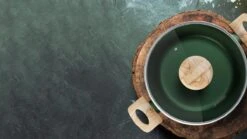 Forest, Braadpan Met Deksel – Ø 16 Cm – 100% Gerecycled Aluminium – Geschikt Voor Alle Warmtebronnen - Duurzame Pan – PFOA Vrij – Sudderpan – Stoofpan – 2.5 L 12 Forest, Braadpan Met Deksel – Ø 16 Cm – 100% Gerecycled Aluminium – Geschikt Voor Alle Warmtebronnen - Duurzame Pan – PFOA Vrij – Sudderpan – Stoofpan – 2.5 L -Kookgerei Korting Winkel 1200x675 29