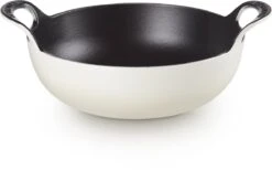 Le Creuset Gietijzeren Balti-pan In Meringue 24 Cm 2,7l 9 Le Creuset Gietijzeren Balti-pan In Meringue 24 Cm 2,7l -Kookgerei Korting Winkel 1200x747 1