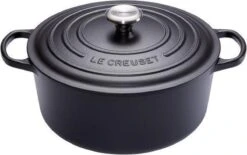 Le Creuset Signature Braadpan - 4,2 L - 24 Cm - Zwart 23 Le Creuset Signature Braadpan - 4,2 L - 24 Cm - Zwart -Kookgerei Korting Winkel 1200x754 5