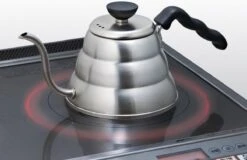 Hario V60 Buono Waterketel 1 Liter 9 Hario V60 Buono Waterketel 1 Liter -Kookgerei Korting Winkel 1200x778 7