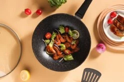 Royal Swiss® - 33-delige Pannenset Inductie - Pannensets - Afneembare Handgreep - Glazen Deksel - Geschikt Voor Oven - PFAS-vrij 6 Royal Swiss® - 33-delige Pannenset Inductie - Pannensets - Afneembare Handgreep - Glazen Deksel - Geschikt Voor Oven - PFAS-vrij -Kookgerei Korting Winkel 1200x799 17