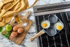 Magnani - Eierpan - 4 Bakplaten Van ⌀ 8 Cm - Voor Gas- En Elektrische Kookplaten - Aluminium - Houten Handvat - 38 X 18.7 X 2 Cm 13 Magnani - Eierpan - 4 Bakplaten Van ⌀ 8 Cm - Voor Gas- En Elektrische Kookplaten - Aluminium - Houten Handvat - 38 X 18.7 X 2 Cm -Kookgerei Korting Winkel 1200x799 35