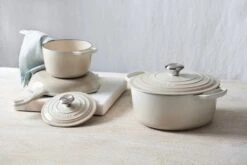 Le Creuset Steelpan - Met Deksel - Tradition - Meringue - ø 18 Cm / 1.8 Liter 11 Le Creuset Steelpan - Met Deksel - Tradition - Meringue - ø 18 Cm / 1.8 Liter -Kookgerei Korting Winkel 1200x800 154