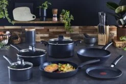 Tefal Black Stone Hapjespan - Ø 24 Cm 11 Tefal Black Stone Hapjespan - Ø 24 Cm -Kookgerei Korting Winkel 1200x800 204