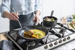 GreenPan Memphis Keramische Koekenpannenset - Ø24 + Ø28 Cm - PFAS-vrij -Kookgerei Korting Winkel 1200x800 81