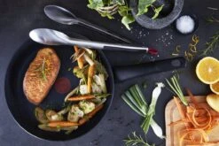 Tefal Black Stone Koekenpannenset - Ø 24/28 Cm 14 Tefal Black Stone Koekenpannenset - Ø 24/28 Cm -Kookgerei Korting Winkel 1200x801 6