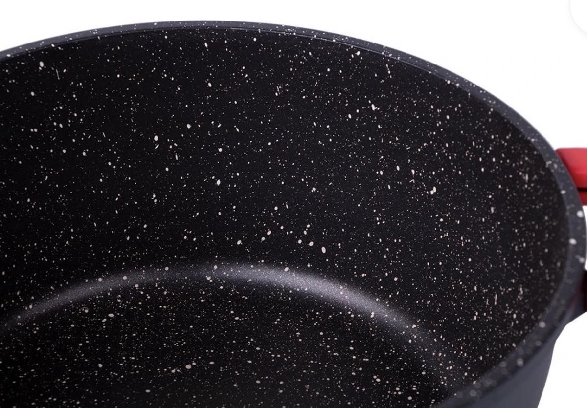 Bavary KATG22 Pan - Braadpan - Soeppan - Ø 22 Cm - Inductie - Keramisch - 3.3 Liter - Zwart 6 Bavary KATG22 Pan - Braadpan - Soeppan - Ø 22 Cm - Inductie - Keramisch - 3.3 Liter - Zwart - Afbeelding 4