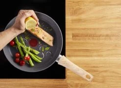 Tefal Natural Force Koekenpan - Ø 30 Cm 14 Tefal Natural Force Koekenpan - Ø 30 Cm -Kookgerei Korting Winkel 1200x874 1