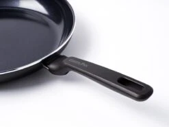 GreenPan Memphis Hapjespan 28cm - Zwart - Inductie - PFAS-vrij 24 GreenPan Memphis Hapjespan 28cm - Zwart - Inductie - PFAS-vrij -Kookgerei Korting Winkel 1200x900 67