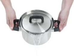 BK Flow Cool Pannenset - 4-delig – RVS Deksels - Veilig Afgietsysteem - Geschikt Voor Alle Warmtebronnen 28 BK Flow Cool Pannenset - 4-delig – RVS Deksels - Veilig Afgietsysteem - Geschikt Voor Alle Warmtebronnen -Kookgerei Korting Winkel 1200x912