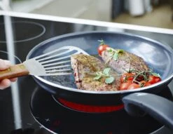 GreenPan Cambridge Koekenpan 30cm - Zwart - Inductie - PFAS-vrij 26 GreenPan Cambridge Koekenpan 30cm - Zwart - Inductie - PFAS-vrij -Kookgerei Korting Winkel 1200x926 32